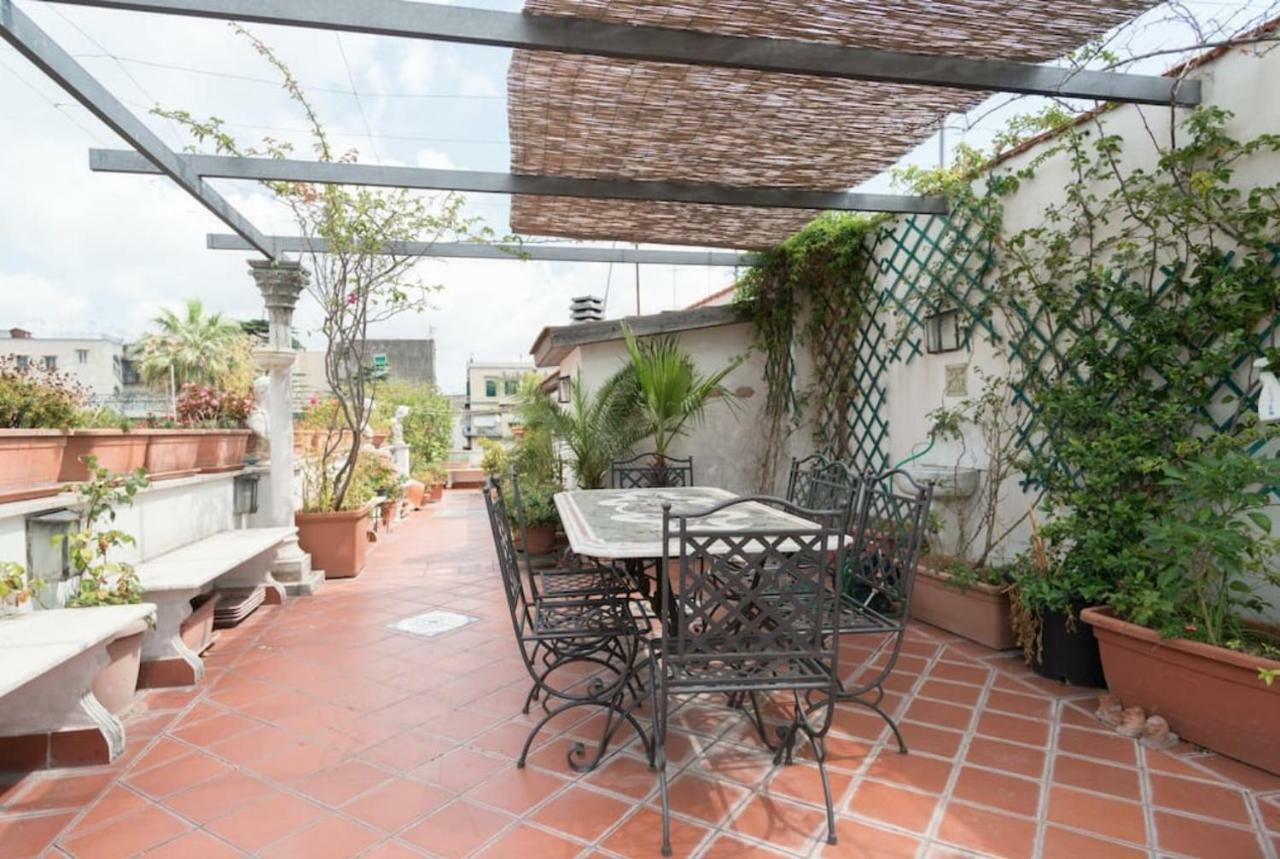 Terrazza Duomo Renaissance - Via Carbonara 20 Apartment Naples Exterior photo